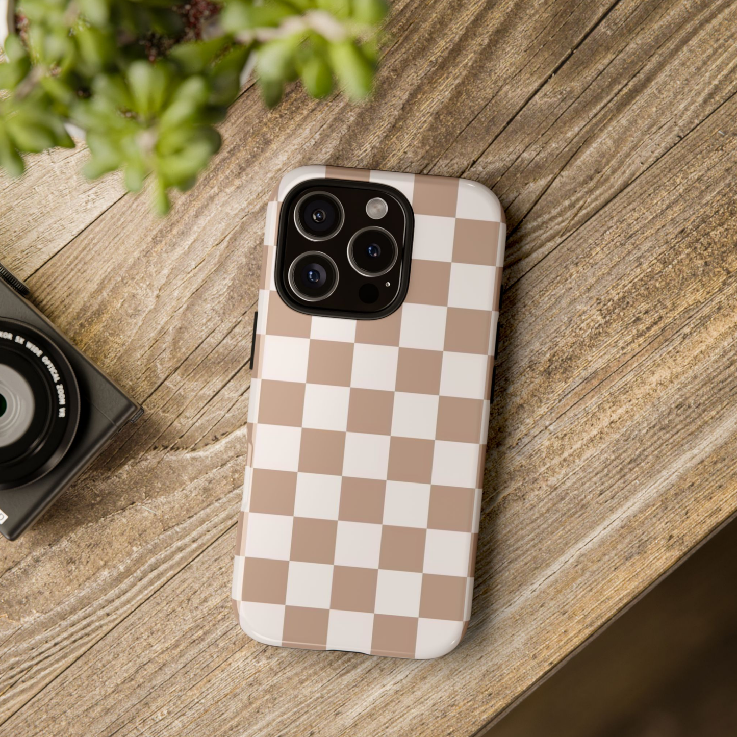 Minimalistic Checkered Design Tough Cases